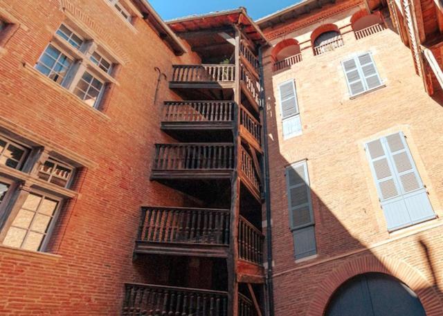 דירות טולוז Duplex Climatise Dans Un Monument Historique מראה חיצוני תמונה